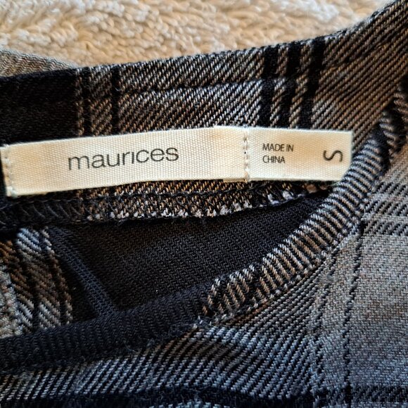 Maurices Black Gray Plaid Cold Shoulder Fall Autumn Top Size Small - Picture 7 of 8